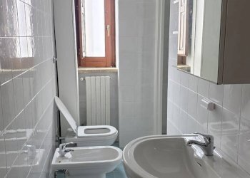 Foto 13 - Appartamento via Vincenzo Palermo
 
11/13, Castelvetere sul Calore - foto 13