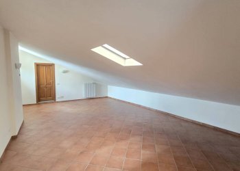 Foto 18 - Appartamento via Vincenzo Palermo
 
11/13, Castelvetere sul Calore - foto 18