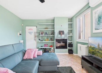 Soggiorno - Semi-detached Villa via Barsanti
 
14, Cava Manara - photo 2