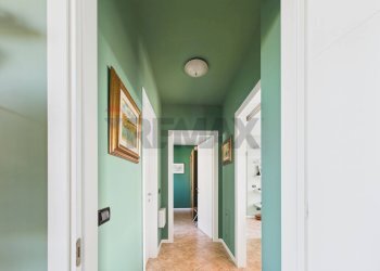 Hall / corridoio - Semi-detached Villa via Barsanti
 
14, Cava Manara - photo 12