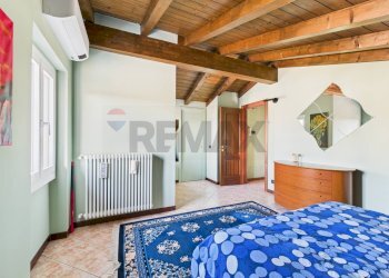 Camera / camera da letto - Semi-detached Villa via Barsanti
 
14, Cava Manara - photo 23