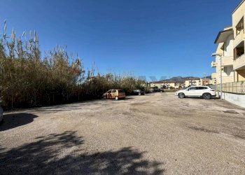 Edificio all\'aperto - Villa Via Madonna delle Grazie, Fondi - foto 3