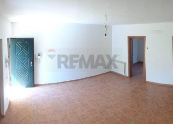 Stanza vuota - Villa Via Madonna delle Grazie, Fondi - foto 5