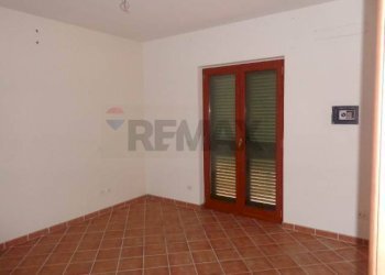 Stanza vuota - Villa Via Madonna delle Grazie, Fondi - foto 10