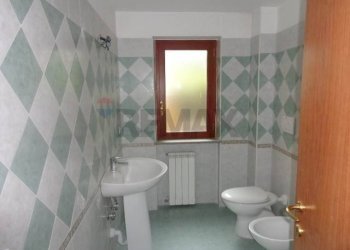 Bagno - Villa Via Madonna delle Grazie, Fondi - foto 17