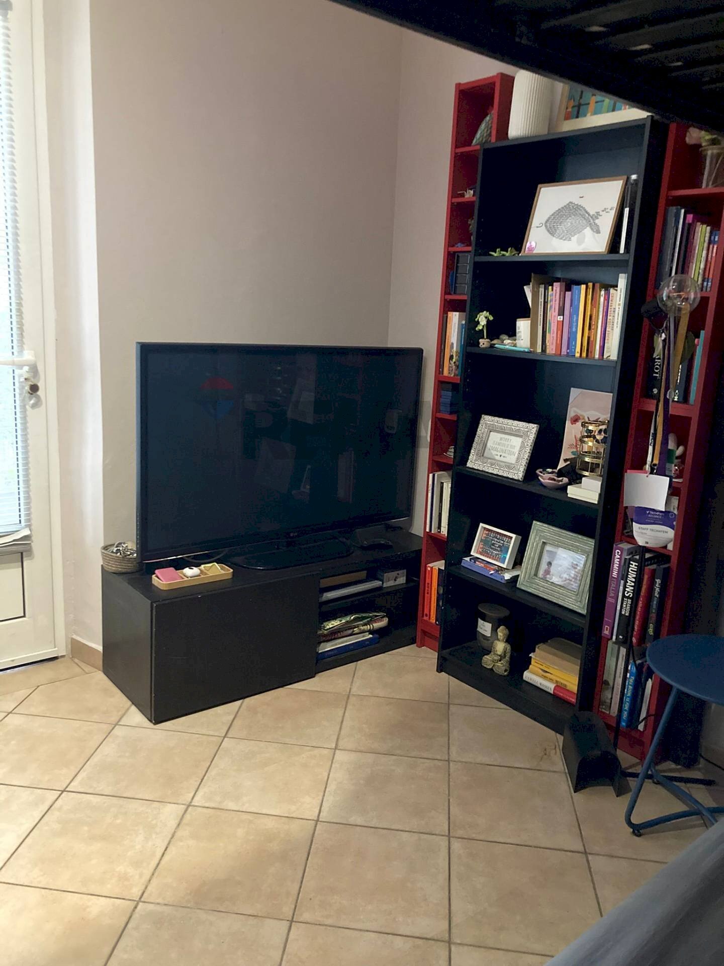 Camera - soggiorno - Bilocale via Tarvisio
 
39, Milano - foto 1