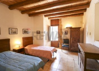 Camera / camera da letto - Rustic VIA POZZO DI MAZZA
 
5, Siracusa - photo 12