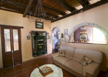 Soggiorno - Rustic VIA POZZO DI MAZZA
 
5, Siracusa - photo 20