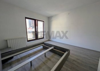 Camera / camera da letto - Three-room apartment Esine - photo 11