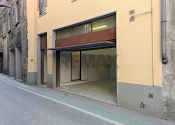 Edificio all\'aperto - Three-room apartment Esine - photo 18