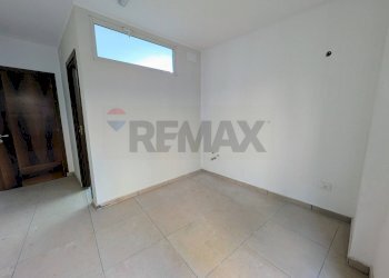 Stanza vuota - Monolocale Esine - foto 10