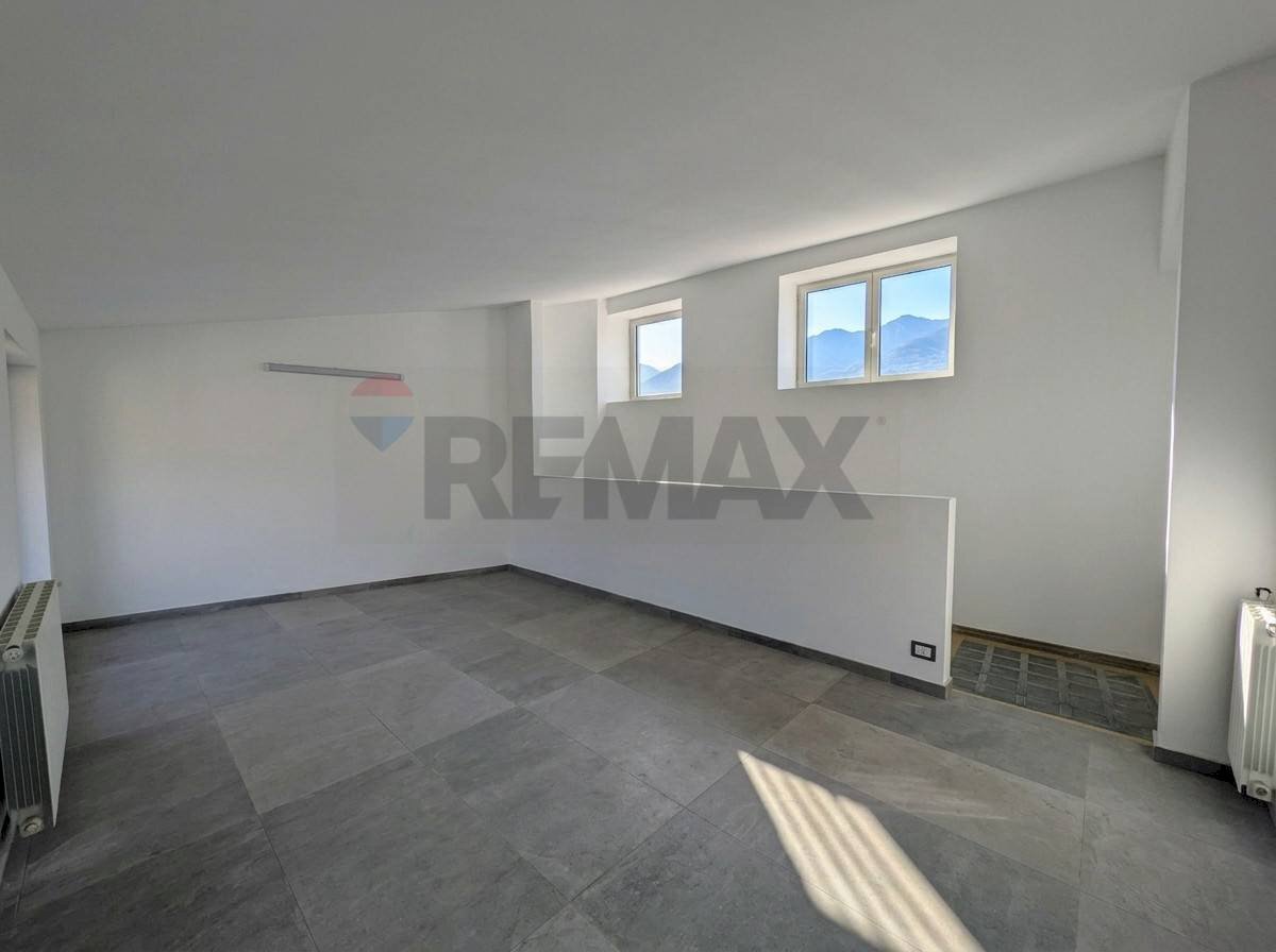 Stanza vuota - Independent house Esine - photo 1