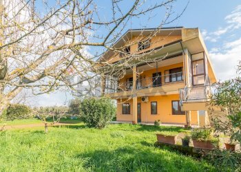 Casa all\'aperto - Independent house Strada Castrense km 9, 800
 
snc, Canino - photo 1