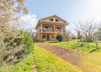 Casa all\'aperto - Independent house Strada Castrense km 9, 800
 
snc, Canino - photo 6