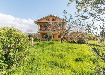 Casa all\'aperto - Independent house Strada Castrense km 9, 800
 
snc, Canino - photo 7