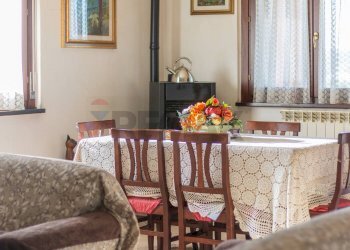 Sala da pranzo - Independent house Strada Castrense km 9, 800
 
snc, Canino - photo 15