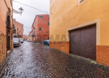 Edificio all\'aperto - Three-room apartment Piazza Vittorio Emanuele III
 
5, Cellere - photo 2