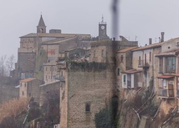 Edificio all\'aperto - Three-room apartment Piazza Vittorio Emanuele III
 
5, Cellere - photo 13