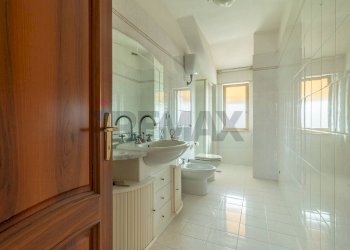 Bagno - Attico Via Santa Lucia
 
151, Piansano - foto 29