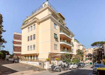 Foto 1 - Trilocale Via Cavalier D'arpino
 
5, Roma - foto 1