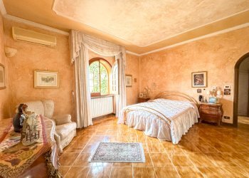 Foto 19 - Villa via calore
 
3, Lecce - photo 19