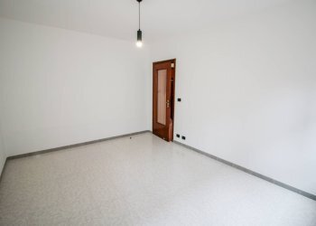 Foto 15 - Trilocale Vicolo Forno
 
5, Bosconero - foto 15