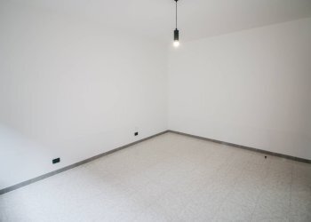 Foto 16 - Trilocale Vicolo Forno
 
5, Bosconero - foto 16