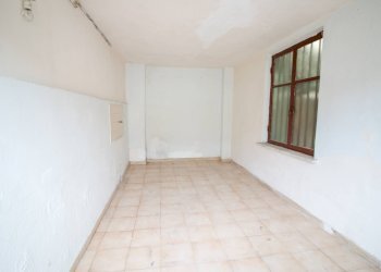 Foto 19 - Trilocale Vicolo Forno
 
5, Bosconero - foto 19