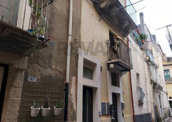 Edificio all\'aperto - Trilocale via Sammito
 
55, Ragusa - foto 17