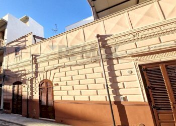 Edificio all\'aperto - Independent house Via Giuseppe Pitrè
 
80, Terrasini - photo 1