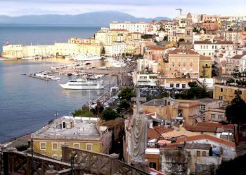 Vista dell\'acqua - Villa Via le Scissure
 
snc, Gaeta - photo 32