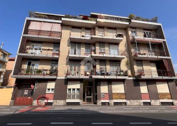 Trilocale Via XXV aprile 1945, Novara - foto 1