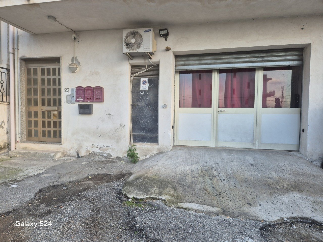 20260320_171856.jpg - Three-room apartment Via Salita Acquedotto 23, Reggio di Calabria - photo 3