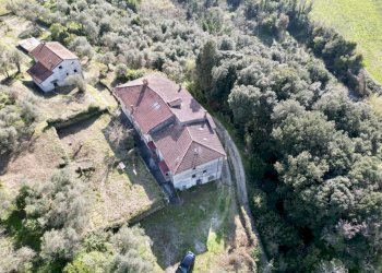 WhatsApp Image 2026-03-17 at 16.06.55(1).jpeg - Villa Castelnuovo Magra - foto 2