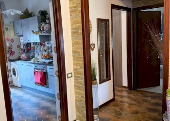 ca4.jpg - Quadrilocale Castelnuovo Magra - foto 1