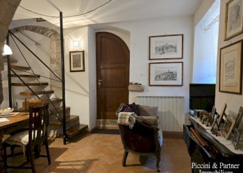 02.jpg - Porzione di casa Corso Cardinale Rotelli, Corciano - foto 2