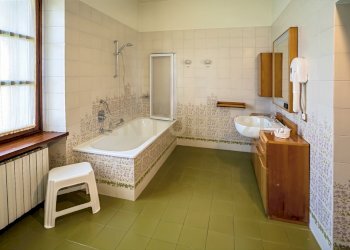 bagno (3) - Villa Via Adige 25, Brentino Belluno - foto 3