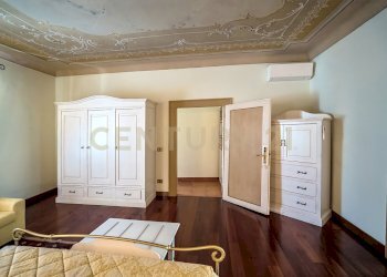 la camera da letto (3) - Villa Via Adige 25, Brentino Belluno - foto 10