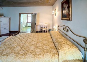 la camera da letto (4) - Villa Via Adige 25, Brentino Belluno - foto 11