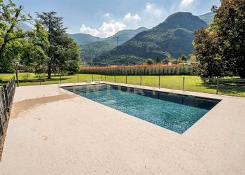 piscina (1) - Villa Via Adige 25, Brentino Belluno - foto 17