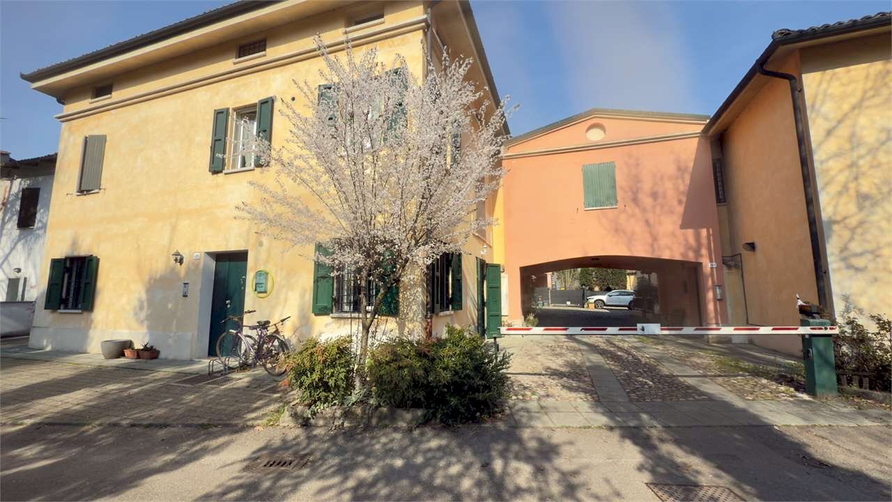 Two-room apartment Modena - photo 1