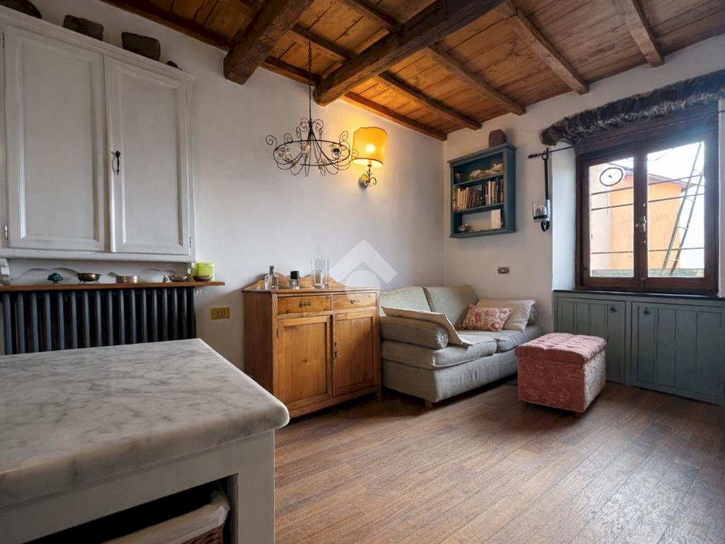 Quadrilocale Via G. Vassale, Lerici - foto 1