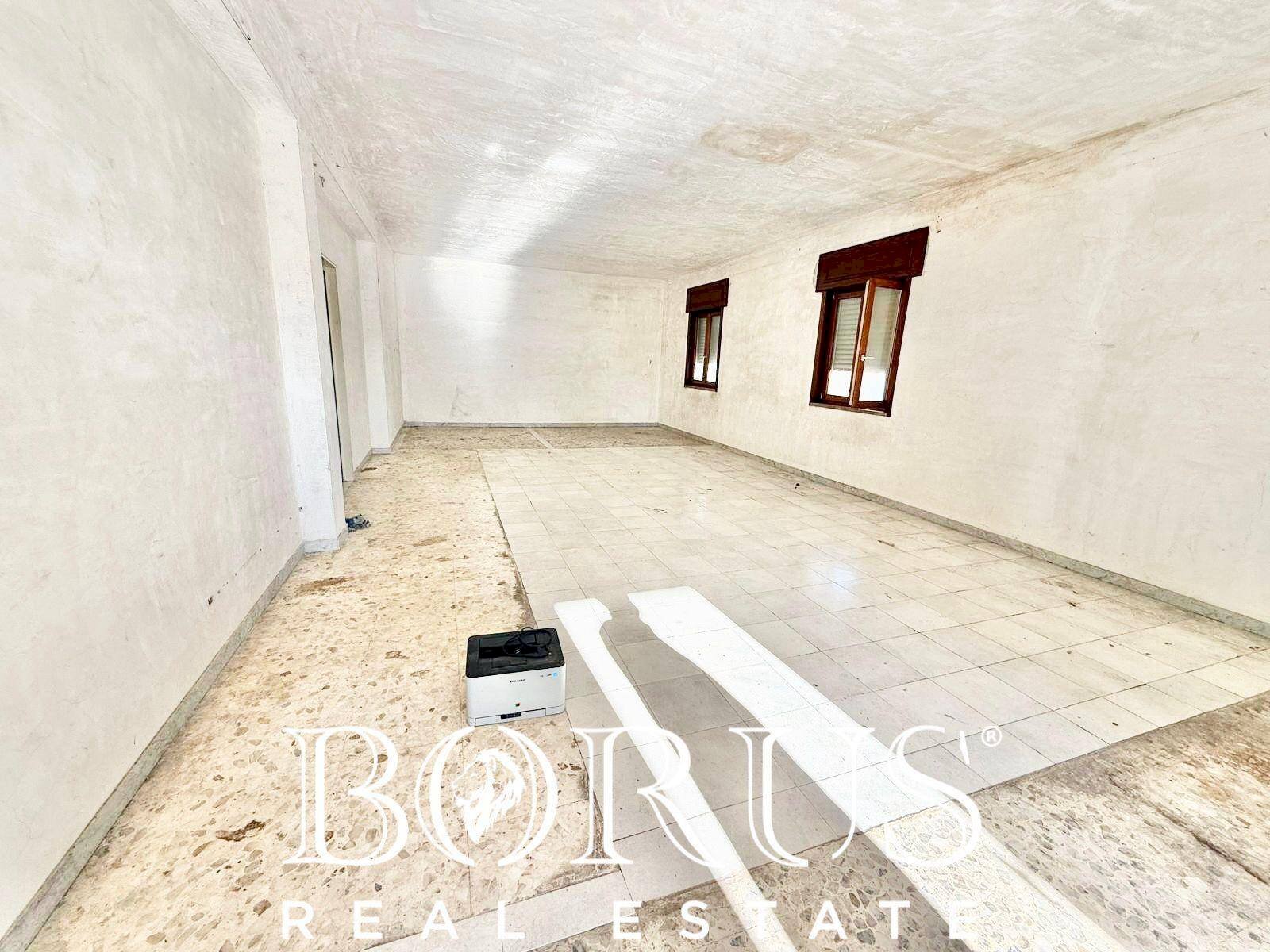 Foto 2 - Locale Commerciale ponte a mare, Castel Volturno - foto 2