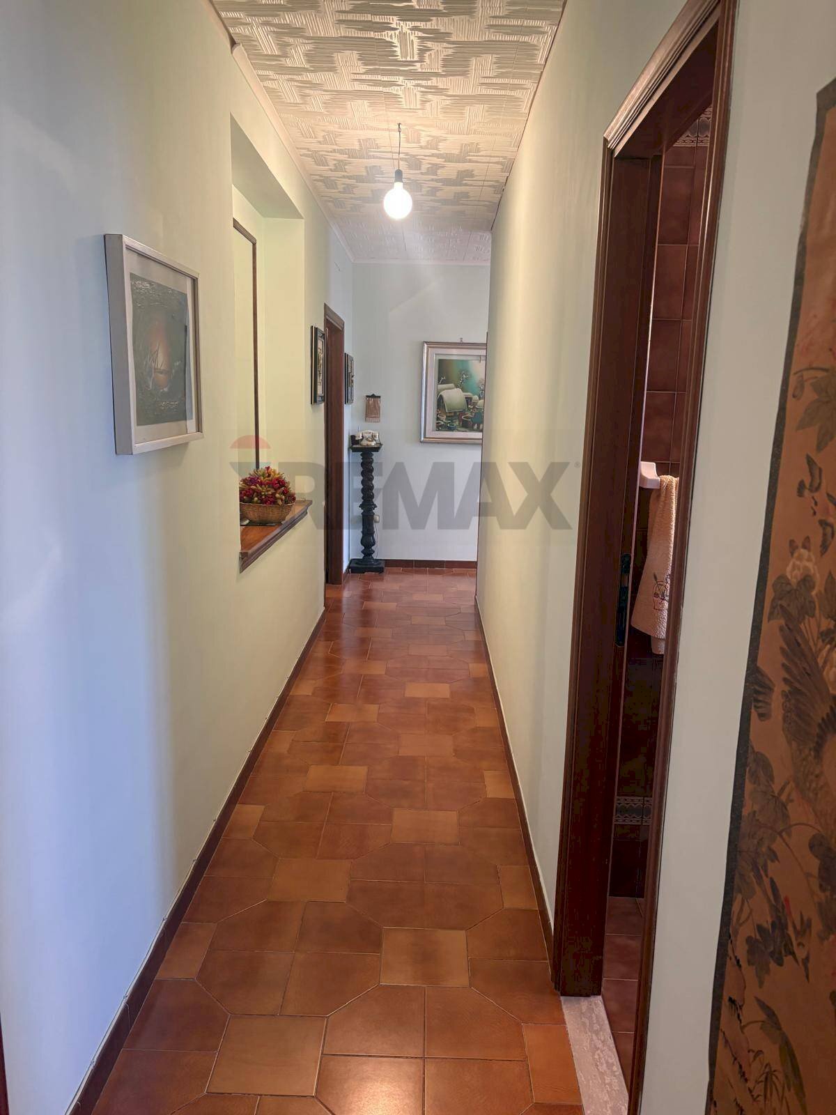 Hall / corridoio - Casa semi indipendente via cassino venafro
 
24, Acquafondata - foto 1