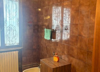 Bagno - Casa semi indipendente via cassino venafro
 
24, Acquafondata - foto 11