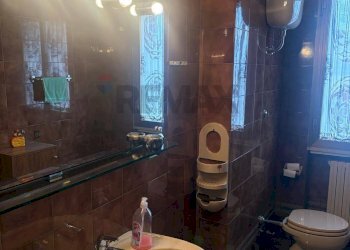 Bagno - Casa semi indipendente via cassino venafro
 
24, Acquafondata - foto 12