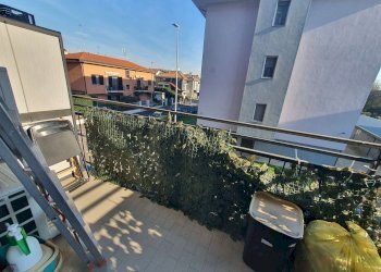 balcone - Three-room apartment via Amendola, Paullo - photo 37