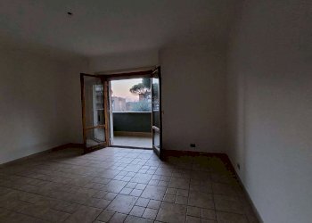 Camera da letto 11. - Bilocale via Alessandro Ruspoli, Roma - foto 24