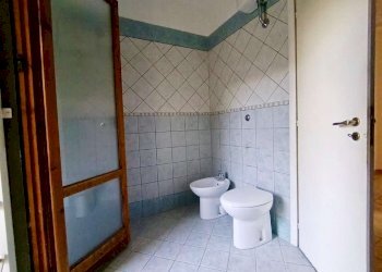 Bagno 2. - Two-room apartment via Alessandro Ruspoli, Roma (neighborhood Acilia) - photo 30