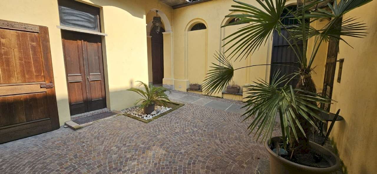 cortile - Appartamento via Leonardo Bottallo, 2, San Damiano d'Asti - foto 3